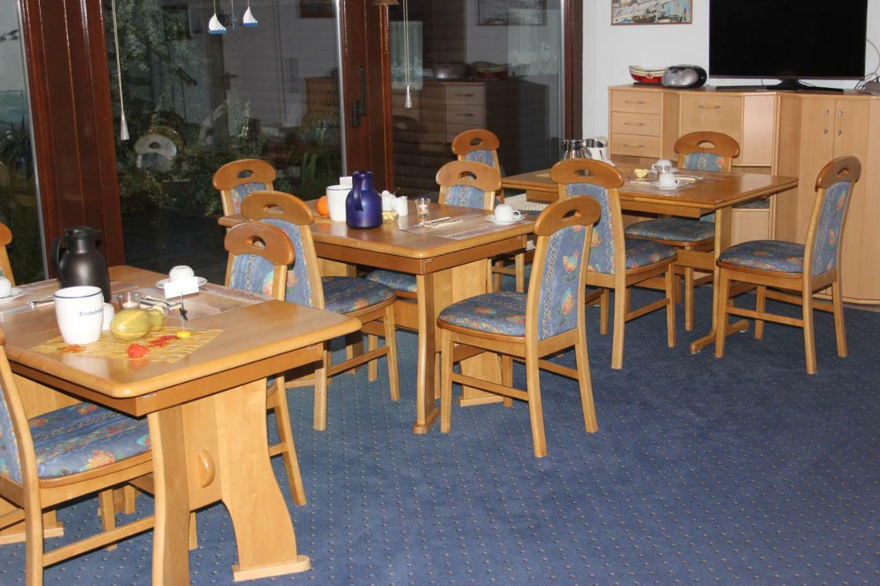 Gaestehaus Marek Nordenham Esterno foto